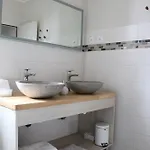 Laterale Residences Apartment *
