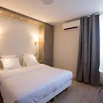 Apartment Laterale Residences