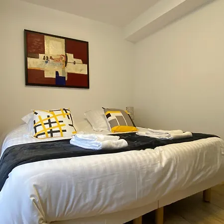 Laterale Residences Apartment