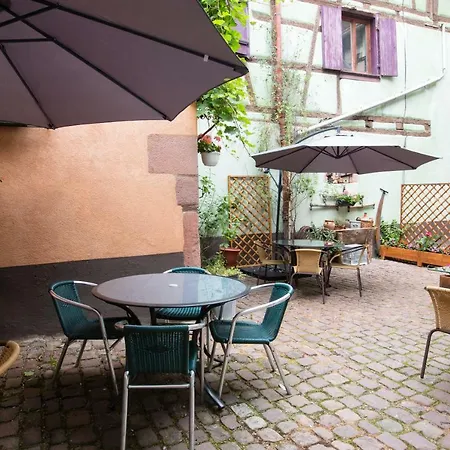 Laterale Residences *