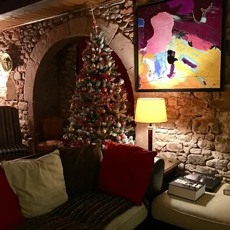 Laterale Residences *