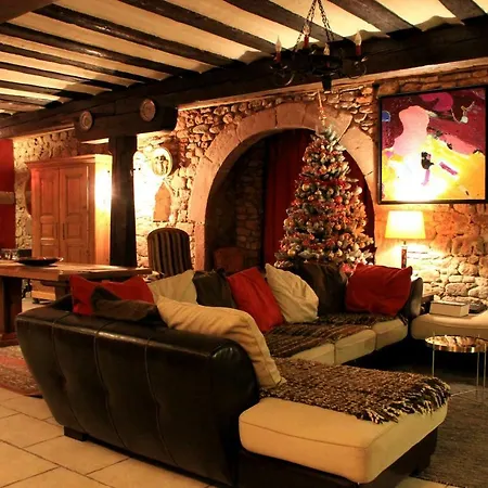 Laterale Residences *