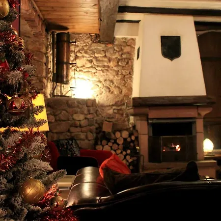 Laterale Residences *